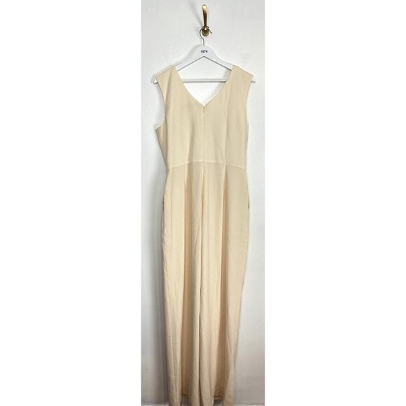 DRESS THE POPULATION Sandra Jumpsuit in Cream Size X-Large - Picture 7 of 13